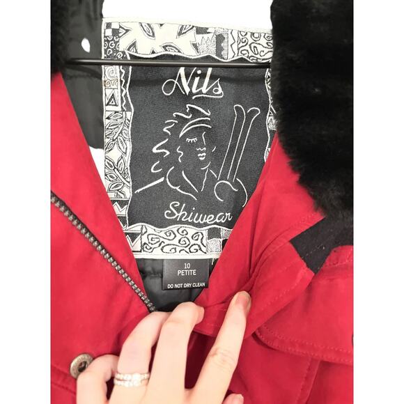 Nils Skiwear Womens Red Faux Fur Collar Belted Ski Jacket Size 10 Petite - Picture 2 of 10
